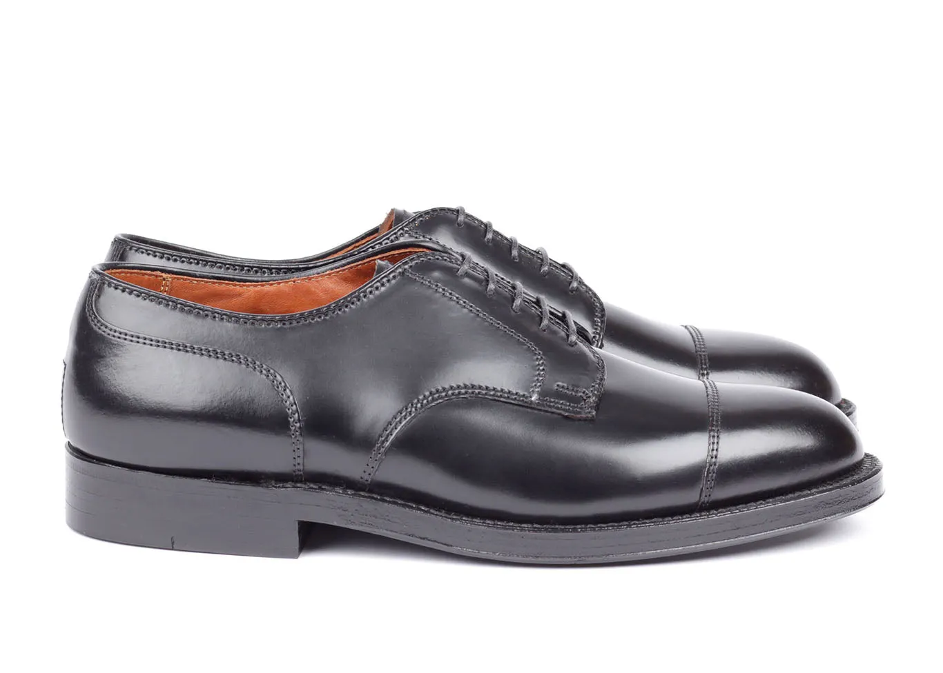 2161 E - Derby - Black