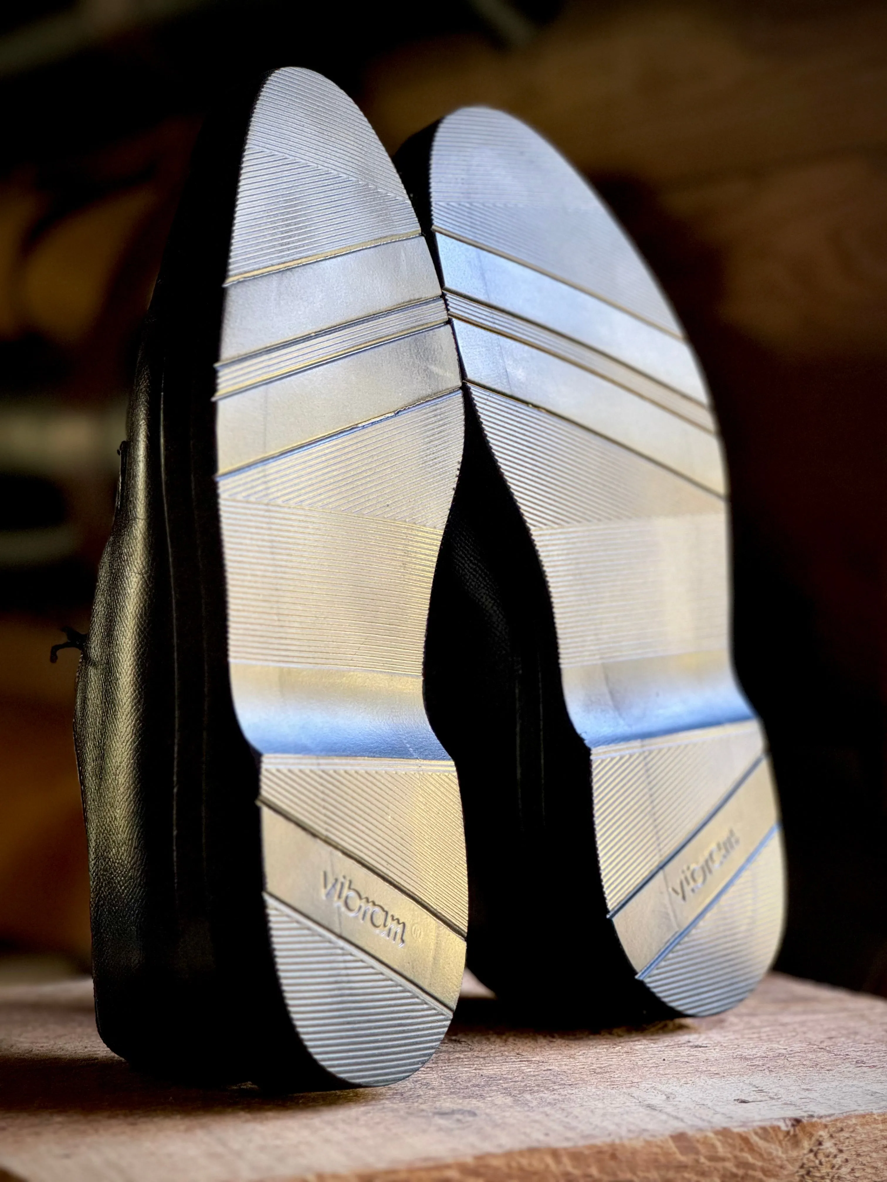 BLOWN RUBBER SOLES