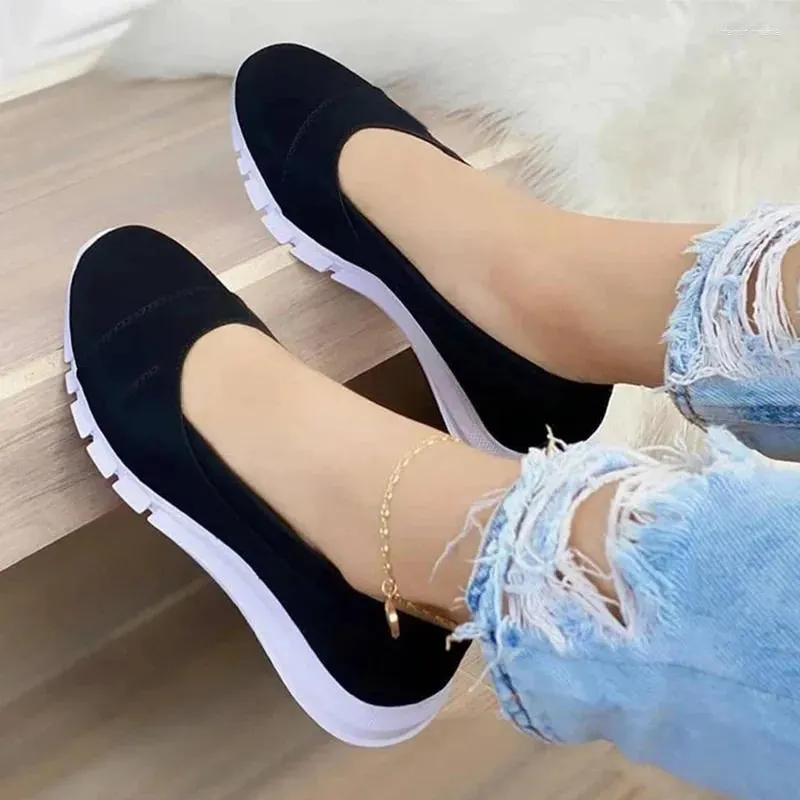 Casual Shoes Women Canvas Ladies Summer Fashion Sneakers  Slip On Female Flat Shallow Plus Size Women's Running Shoe