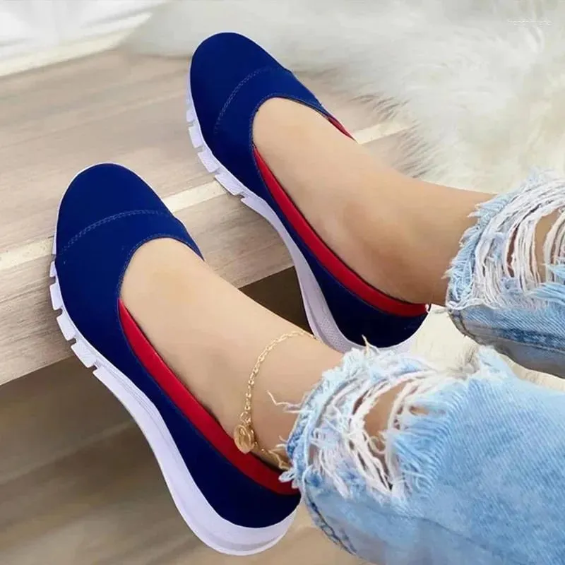 Casual Shoes Women Canvas Ladies Summer Fashion Sneakers  Slip On Female Flat Shallow Plus Size Women's Running Shoe