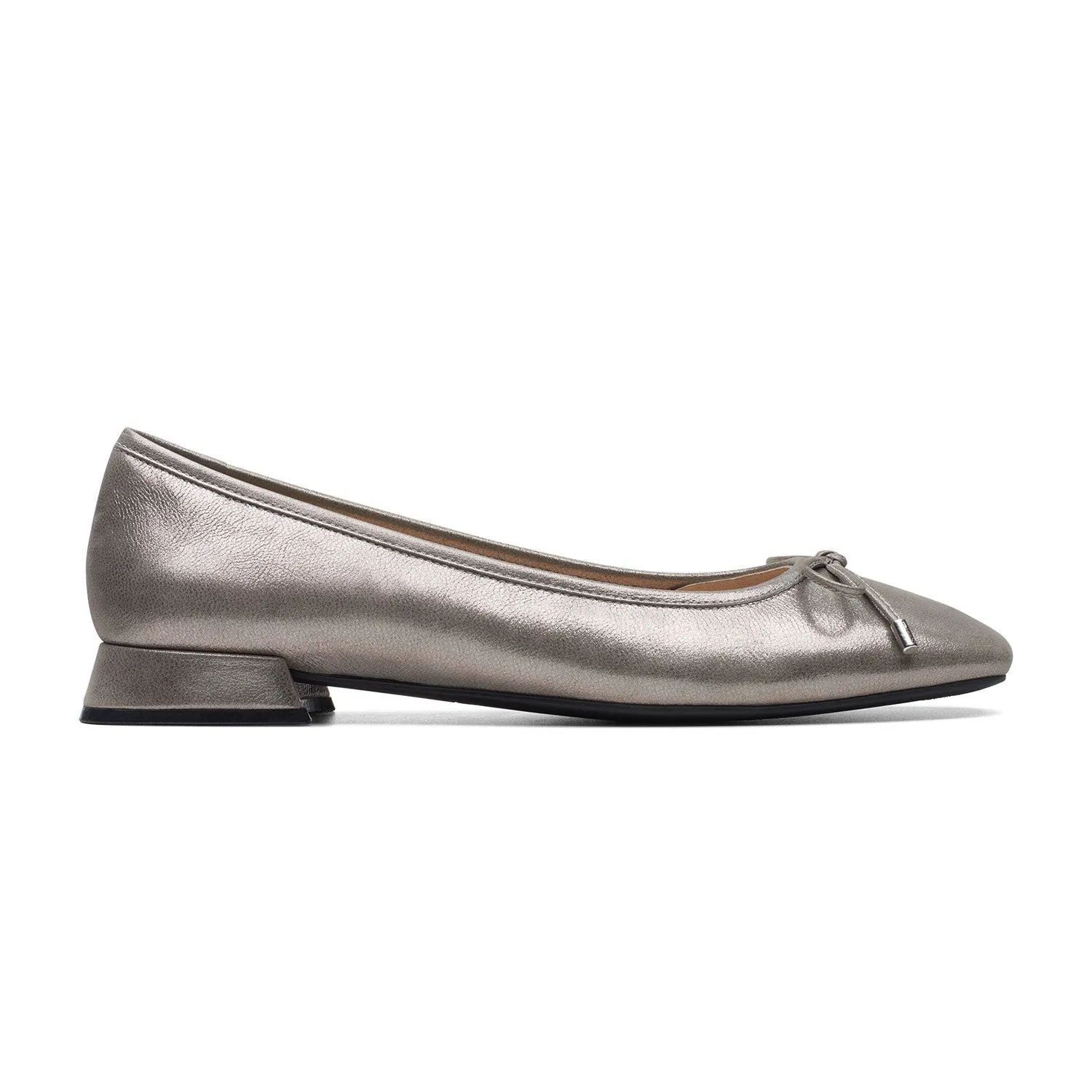 CLARKS  UBREE 15 STEP (STANDARD FIT)