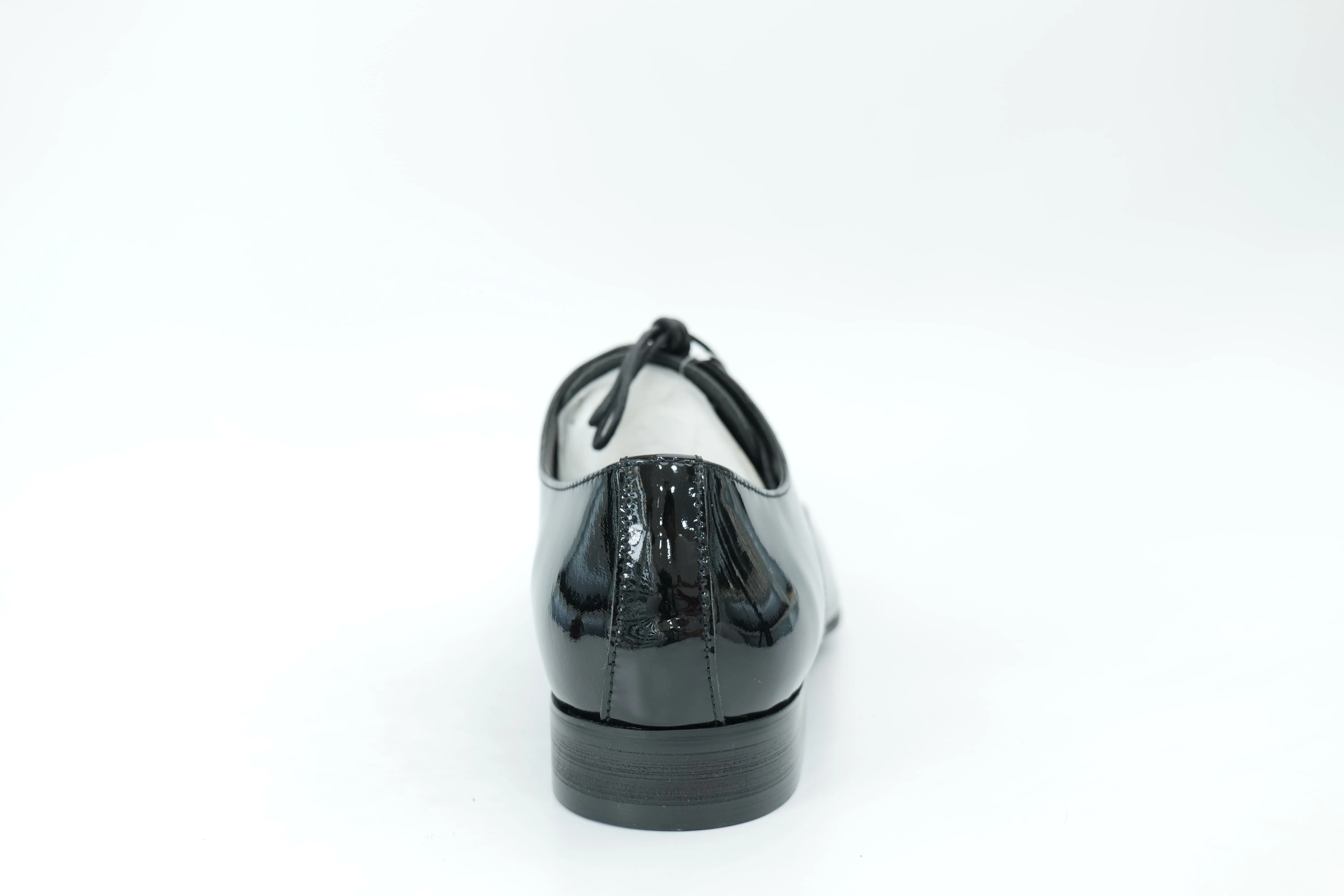 Derby shoes