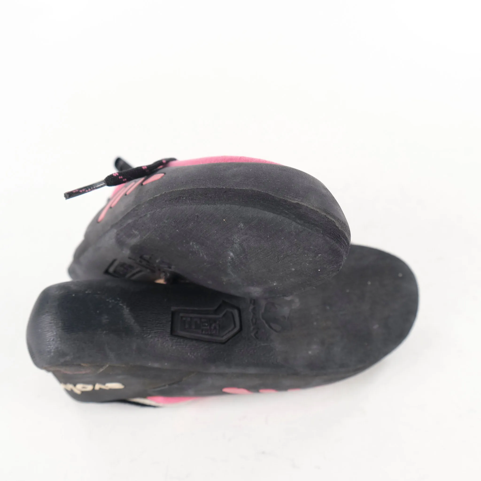 Evolv Rockstar Climbing Shoe