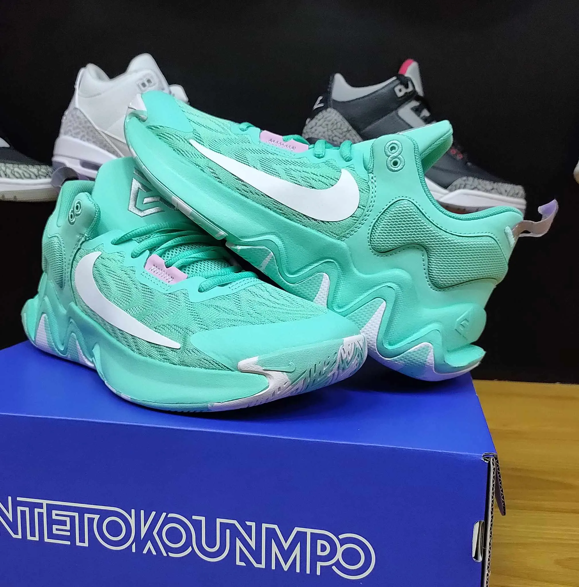 Giannis Immortality Version2 "Emerald"