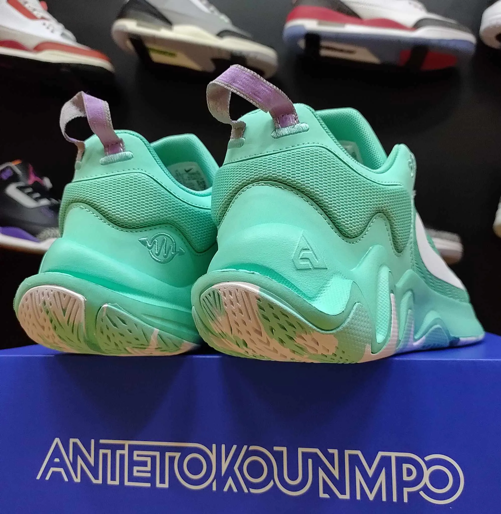 Giannis Immortality Version2 "Emerald"
