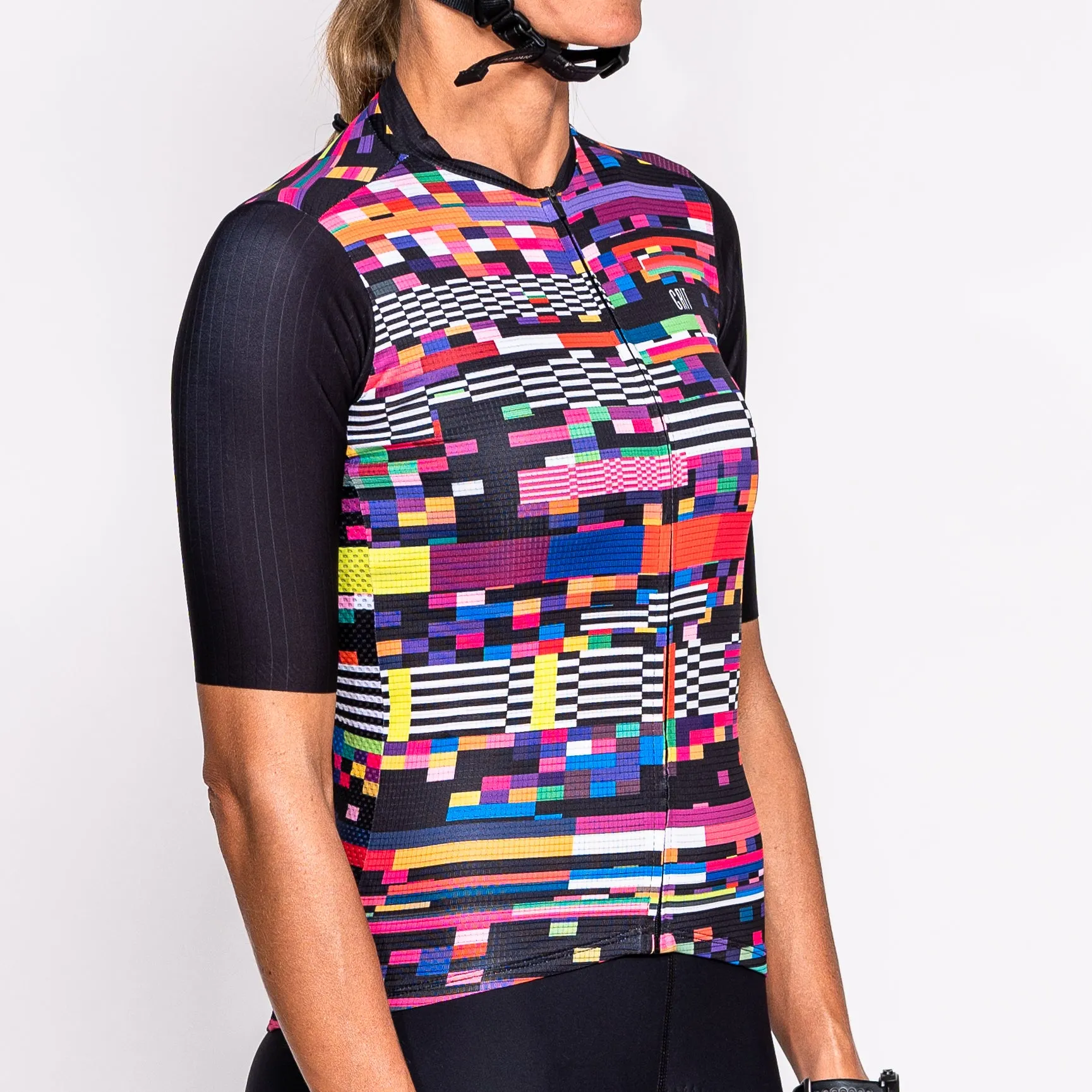 Glitch Black