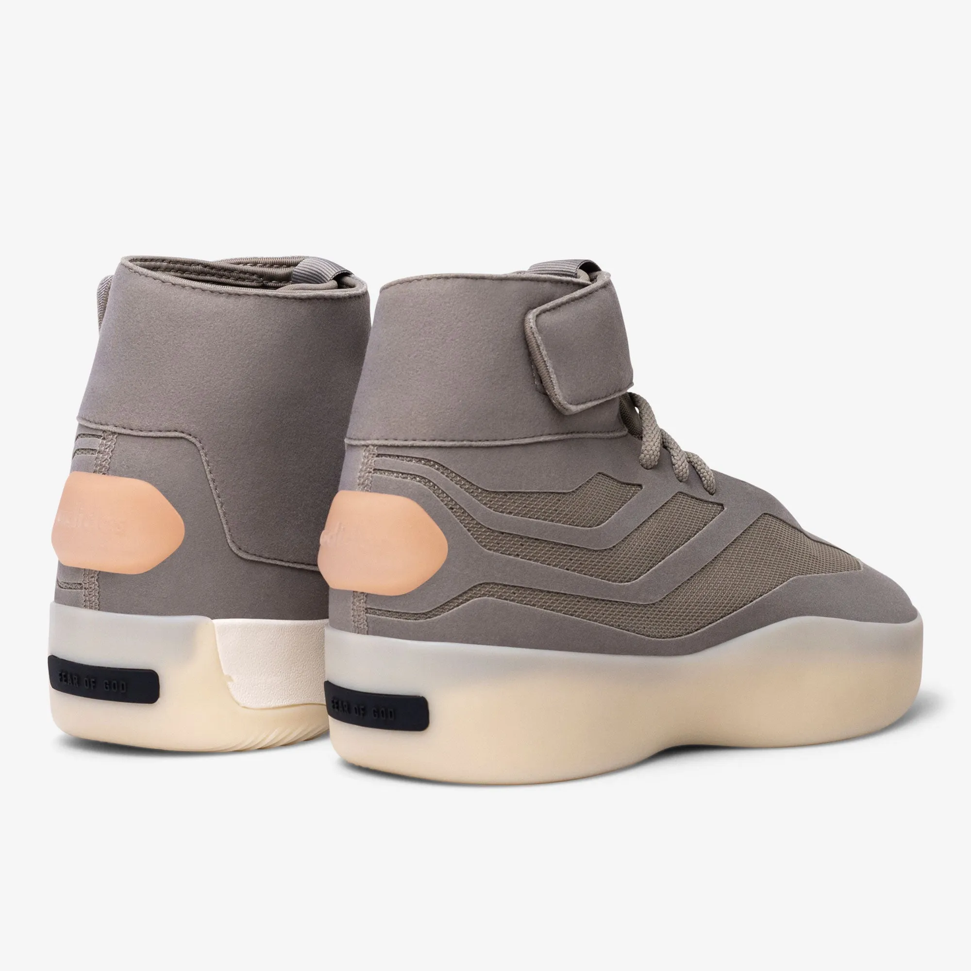 II Basketball High Top