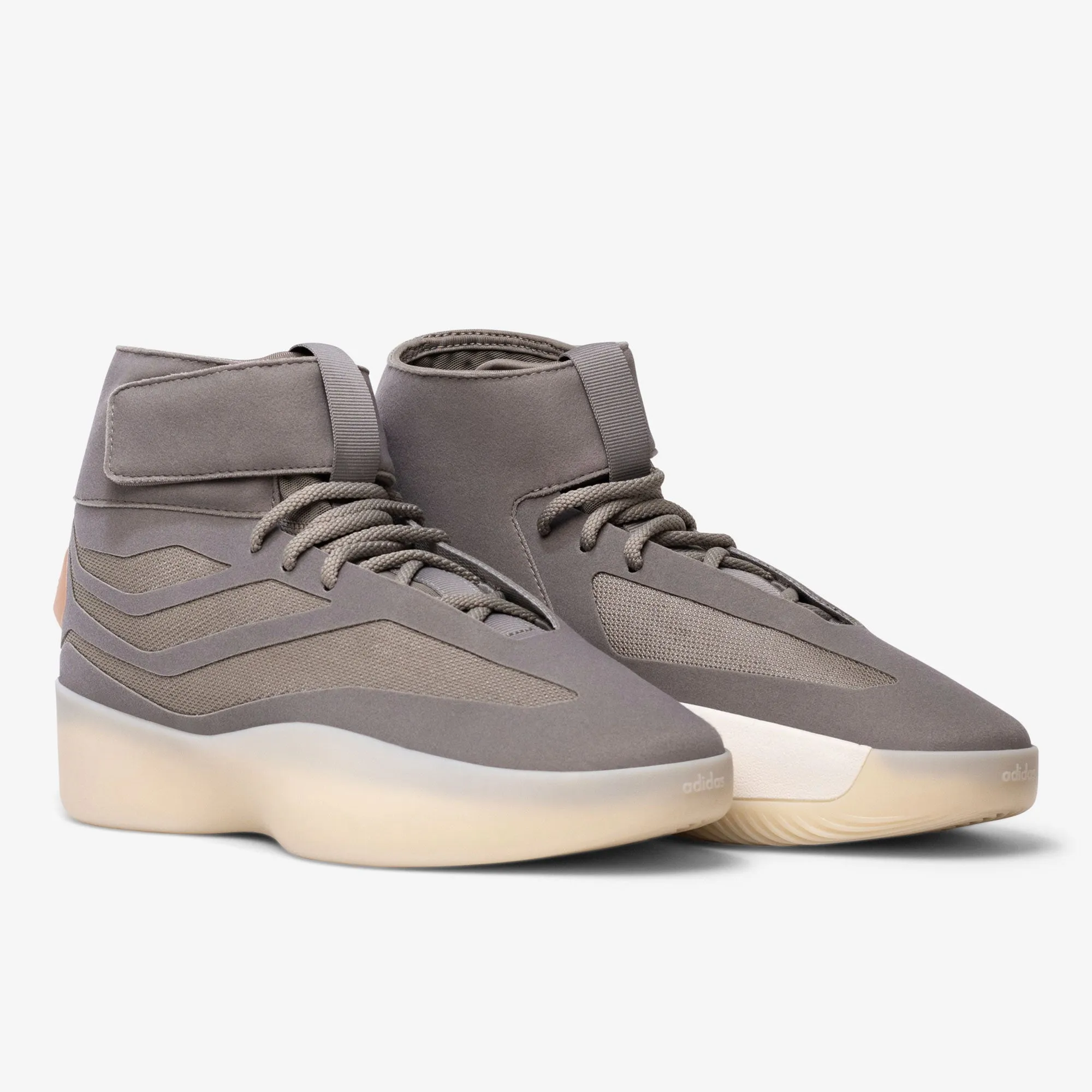 II Basketball High Top