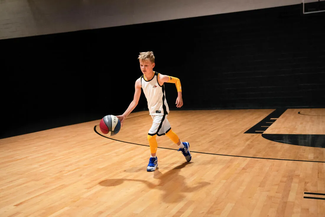 Kids' Intermediate Basketball Shoes SS500M
