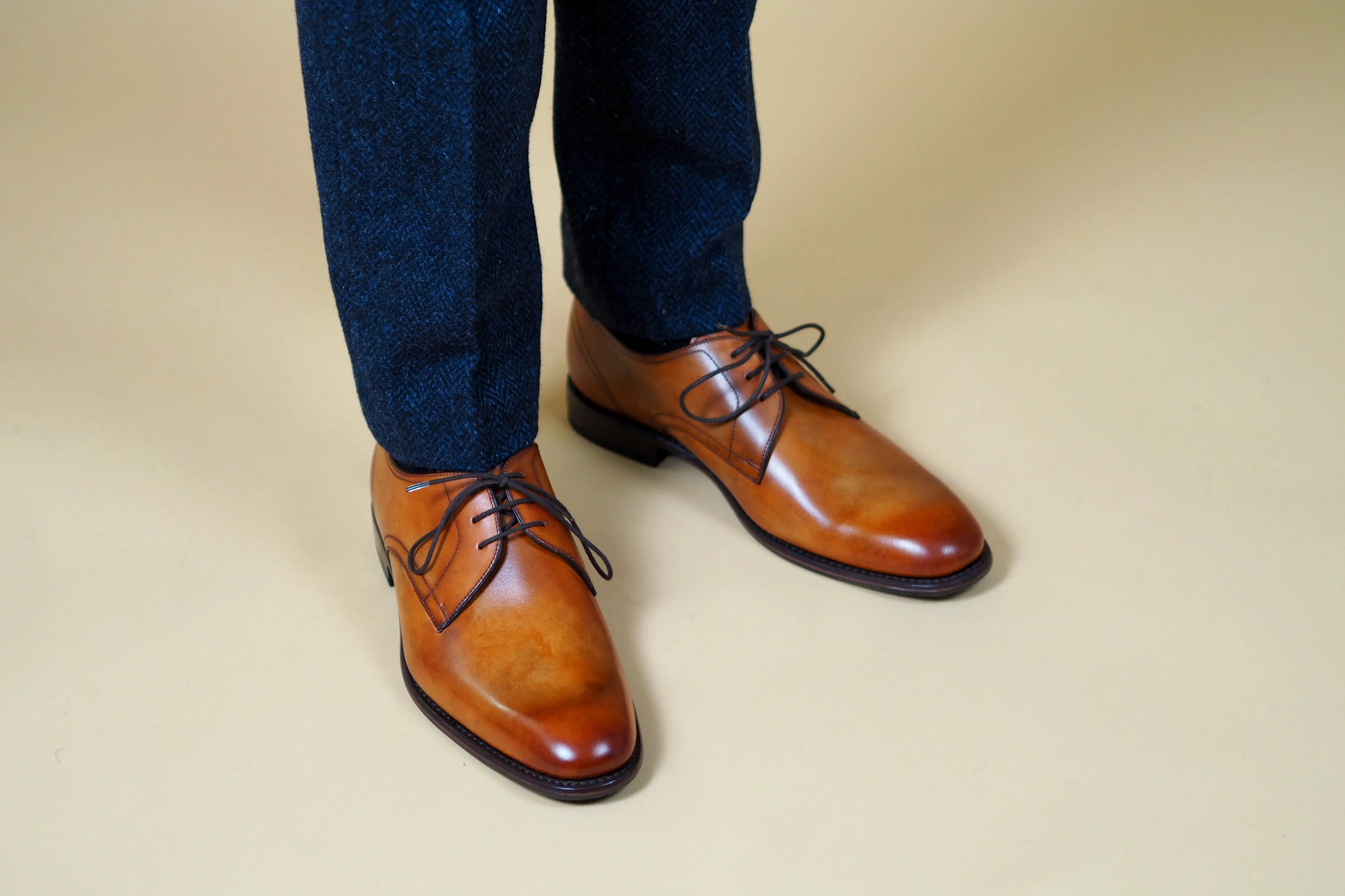 Loake Atherton Shoes - Tan Calf