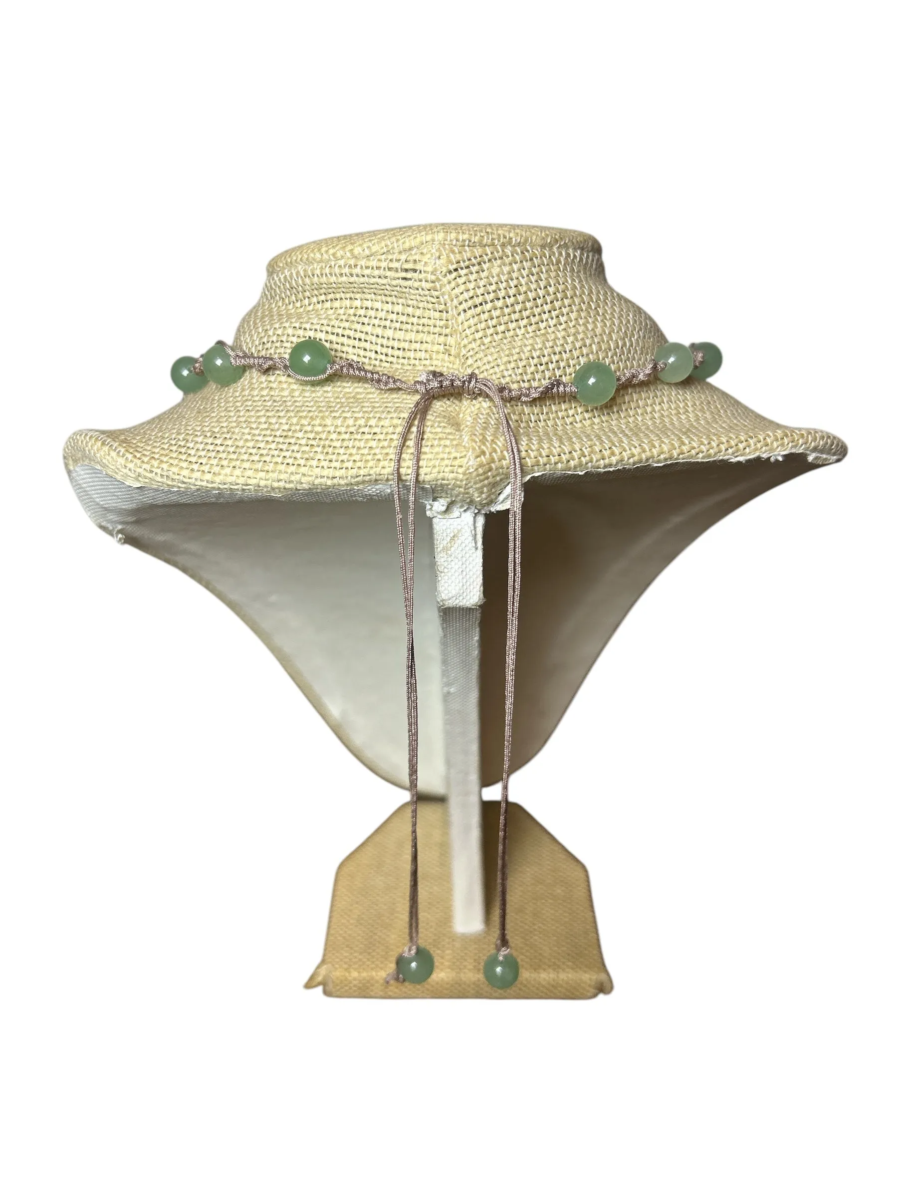 Macrame Necklace: Scotch Bonnet Shell Green Aventurine