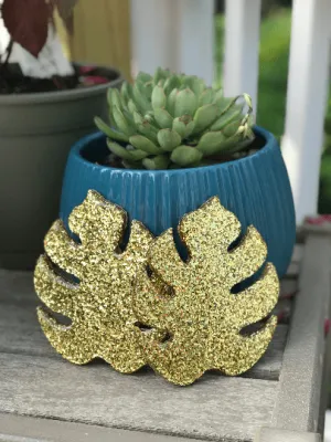 Monstera Leaf Coaster set of 2 - Gold Glitter Bomb Leaf Coasters. Gold Glitter Monstera Leaf.