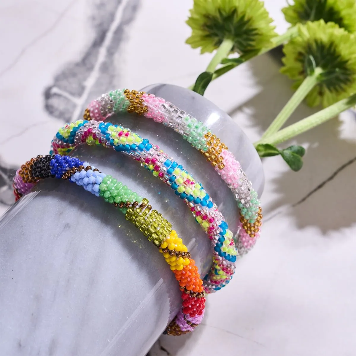 Ora Beach | Himalayan Glass Bead Bracelet
