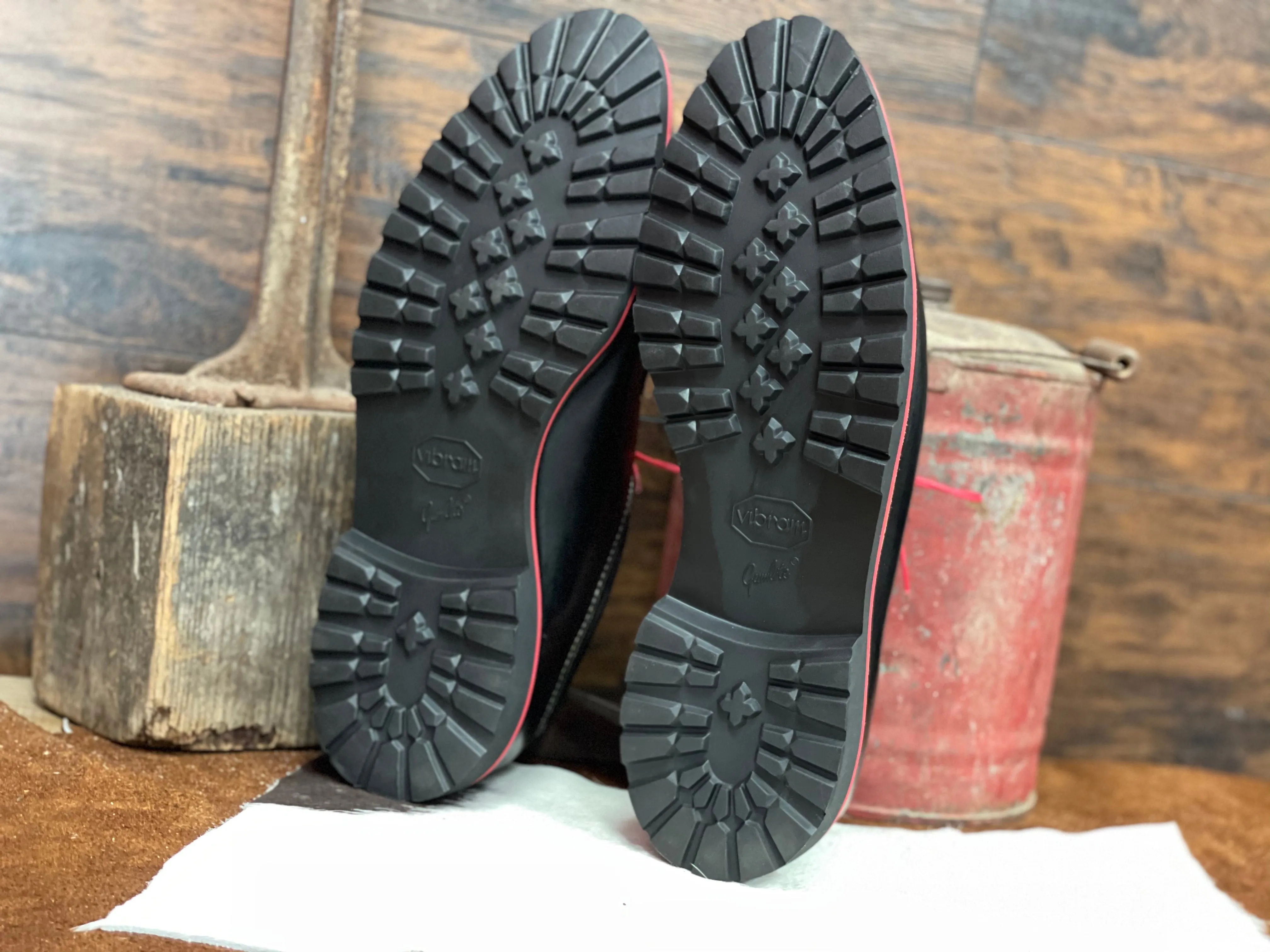 THE BLOWN RUBBER SOLES