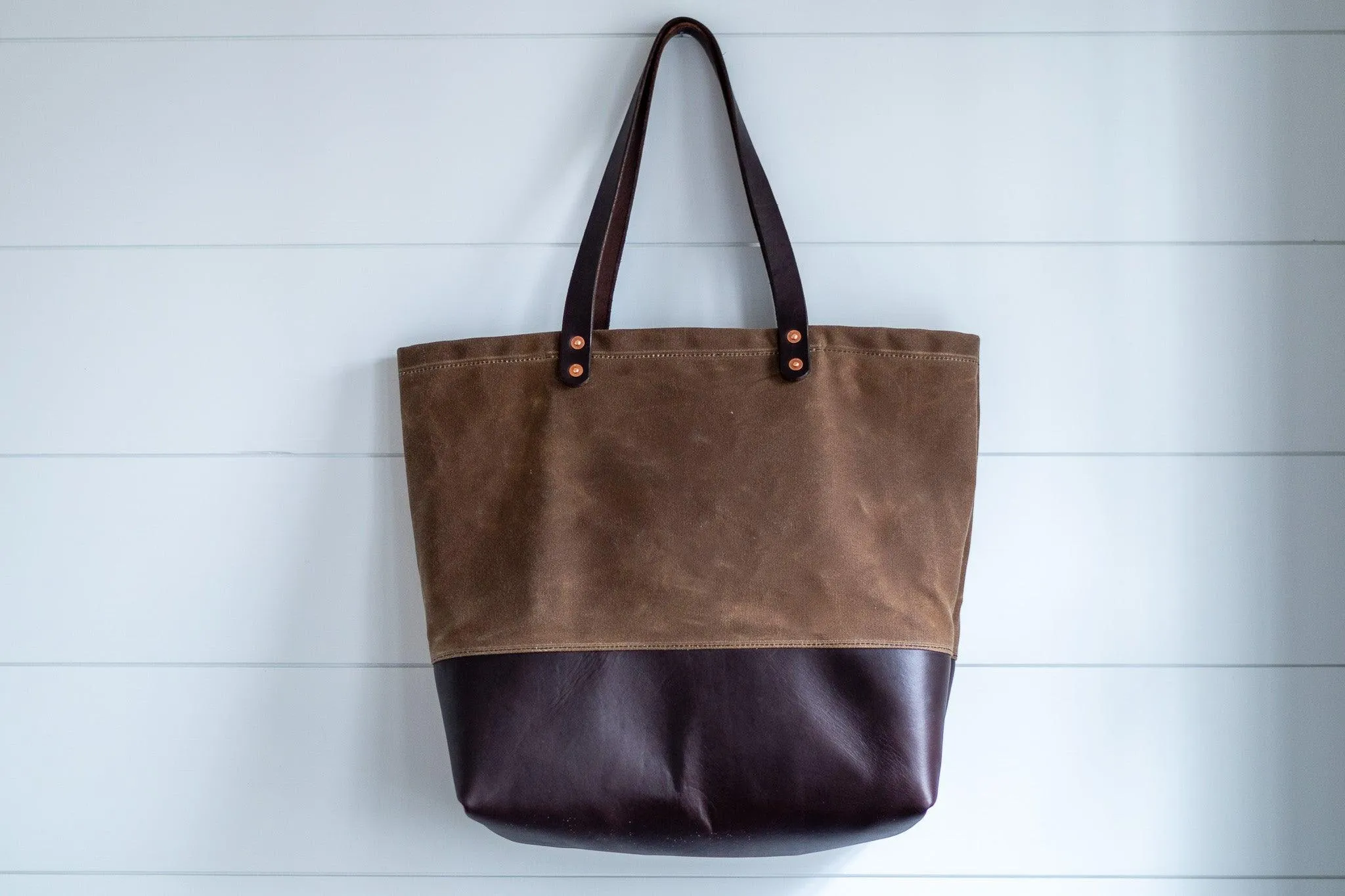 The Field & Boat Tote