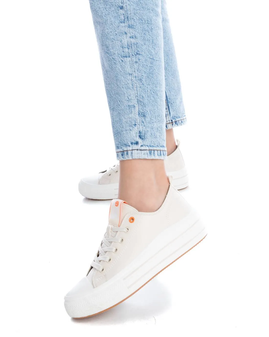 Women's Sneakers By XTI A 170973 Beige